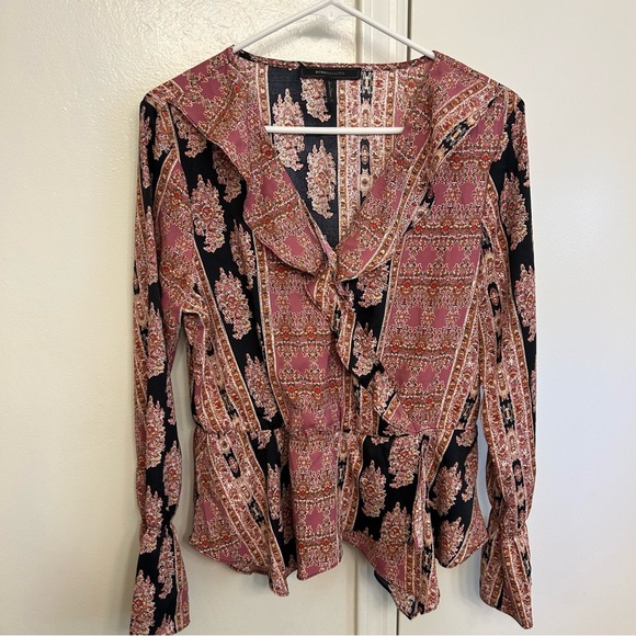 BCBGMaxAzria Women’s Size Large Surplice Asymmetrical Top Black & Pink Print - Picture 3 of 11